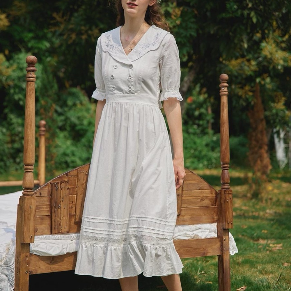 Simple Retro Victoria White Cottagecore Embroidered Maxi Dress size XS